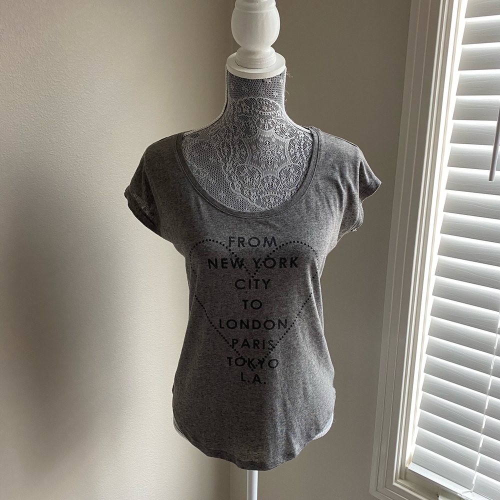 American Eagle Grey Printed T-Shirt Size XS